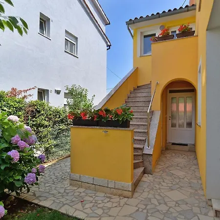 Apartment Fuer 3 Personen Ca 32 Qm In Valbandon, Istrien Istrische Riviera Valbandon